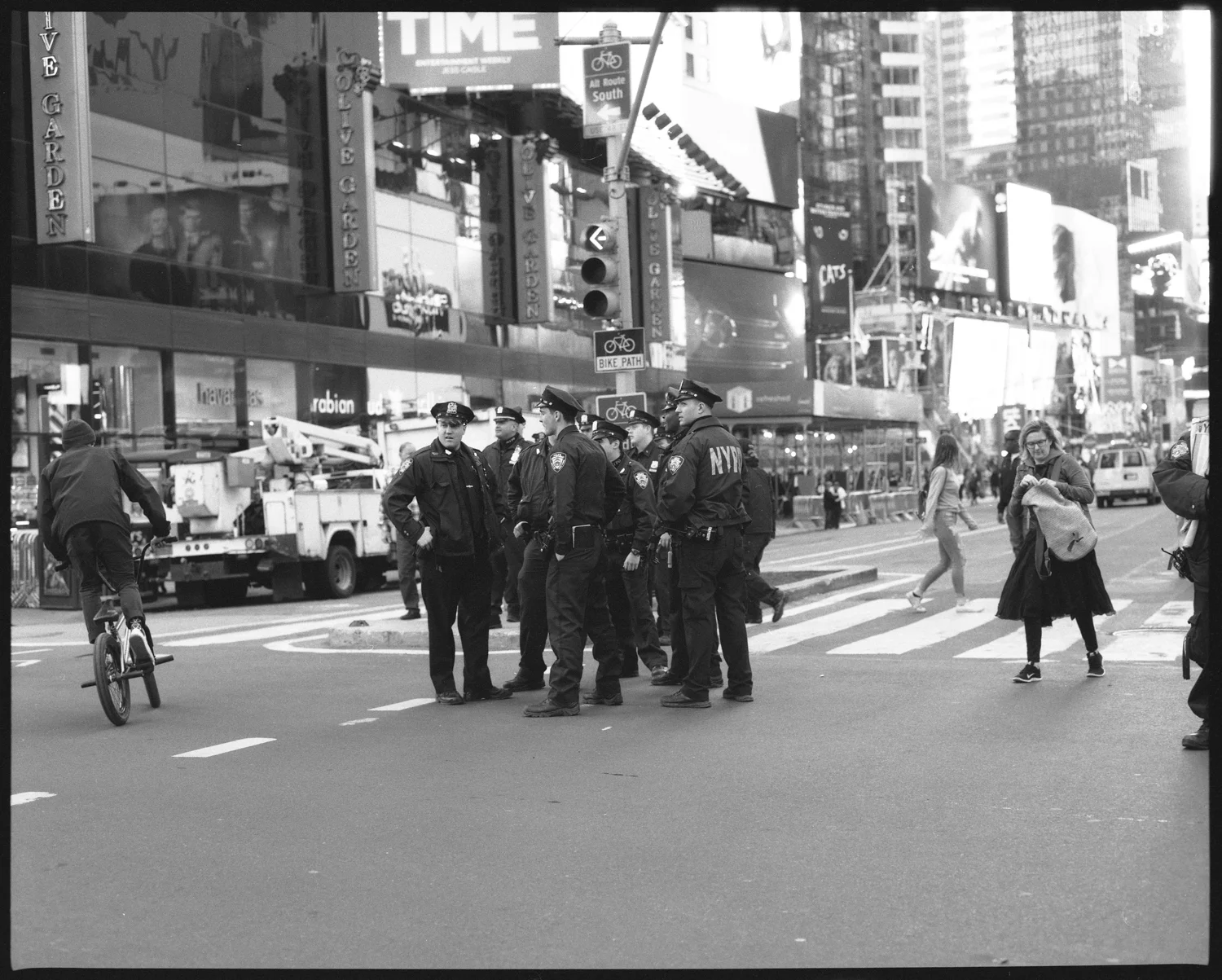 amber_mahoney_the_resistance_today_i_am_muslim_too_new_york_008.jpg