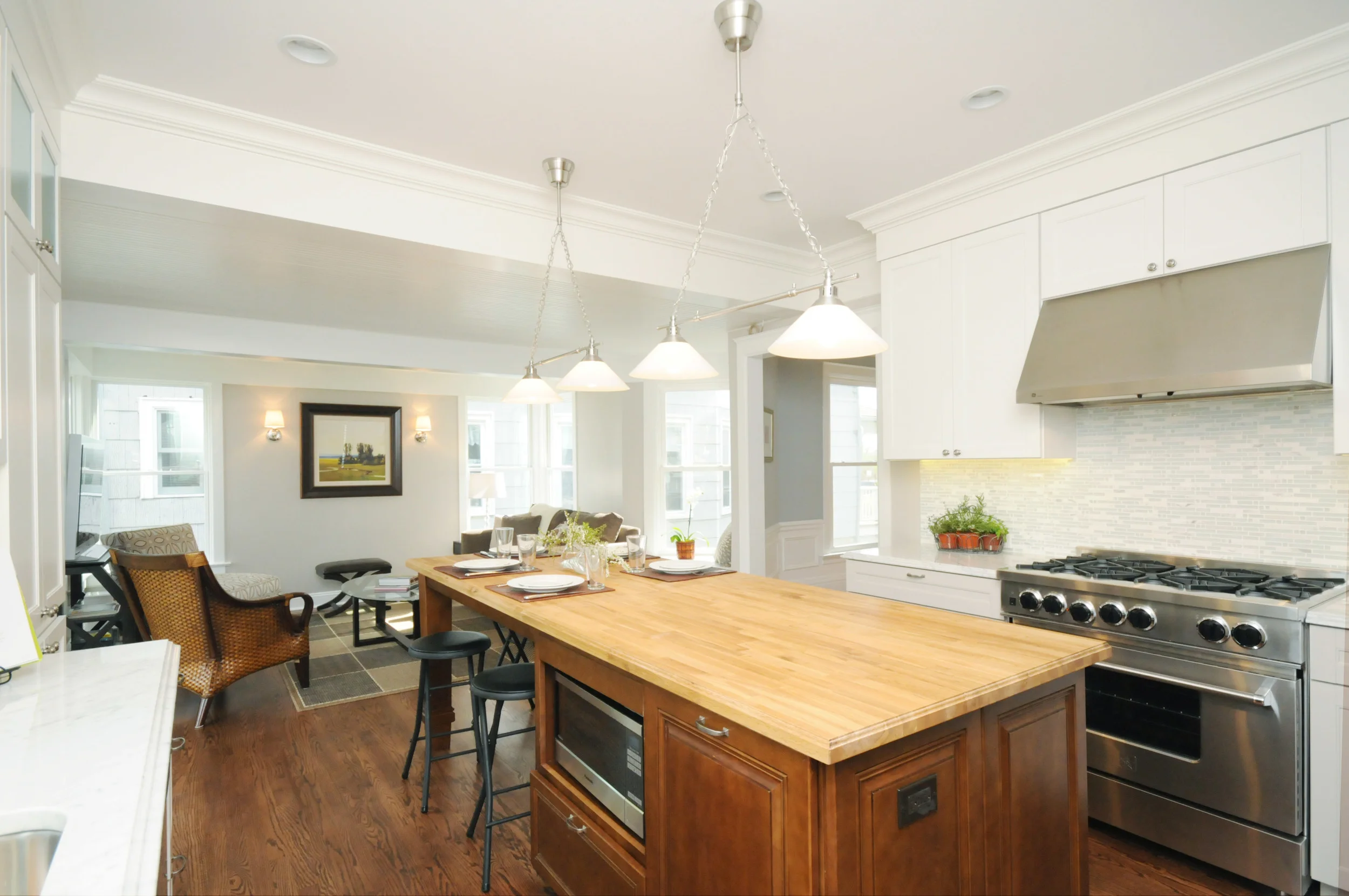 ashland family room 2.jpg