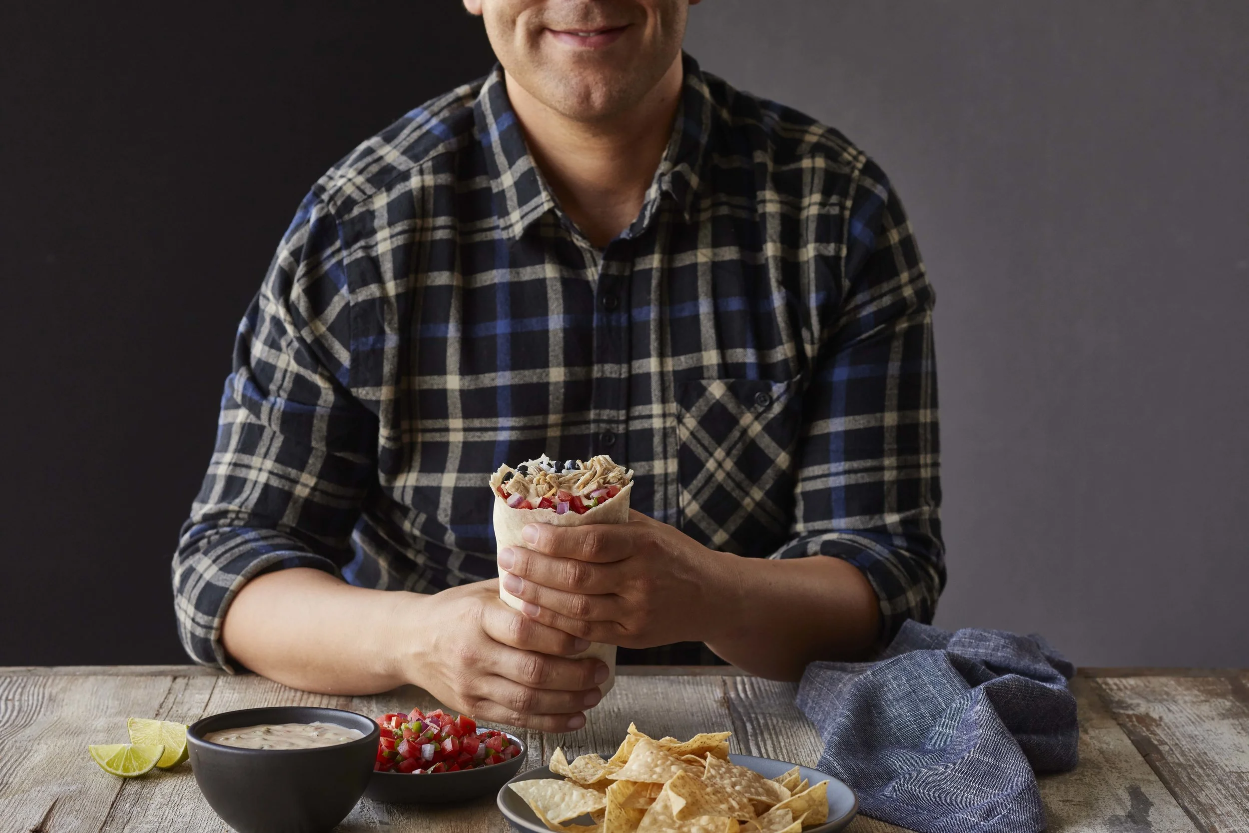 Burrito Holding_123.jpg