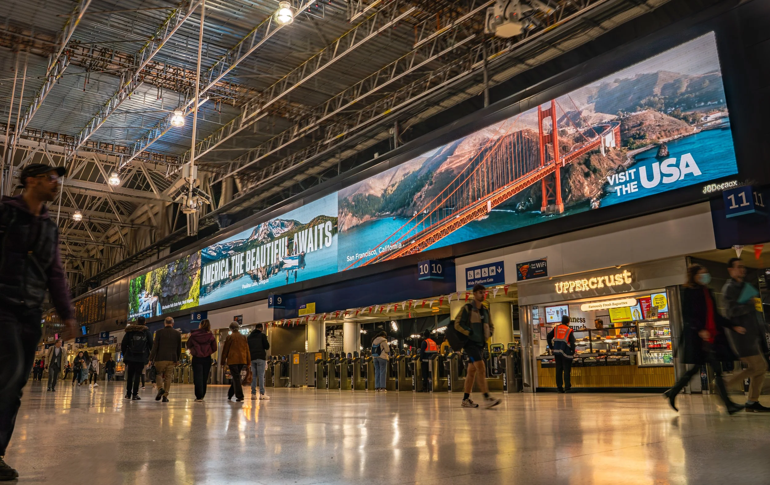 RNR_USA_WATERLOO_MOTION_NIGHT_01.jpg