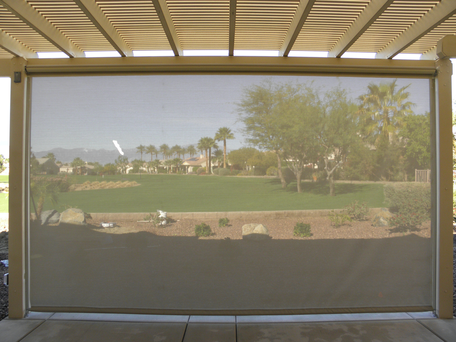 Retractable Shade Screen Fully Extended, La Quinta, CA, 92253