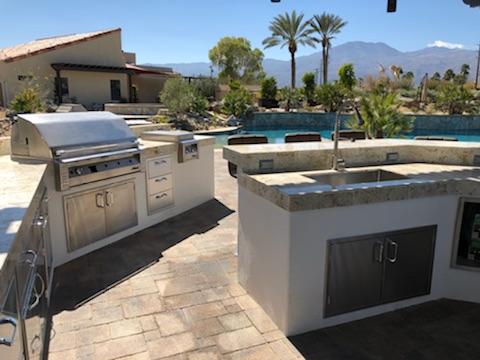 Outdoor Kitchen with Alfresco Barbecue