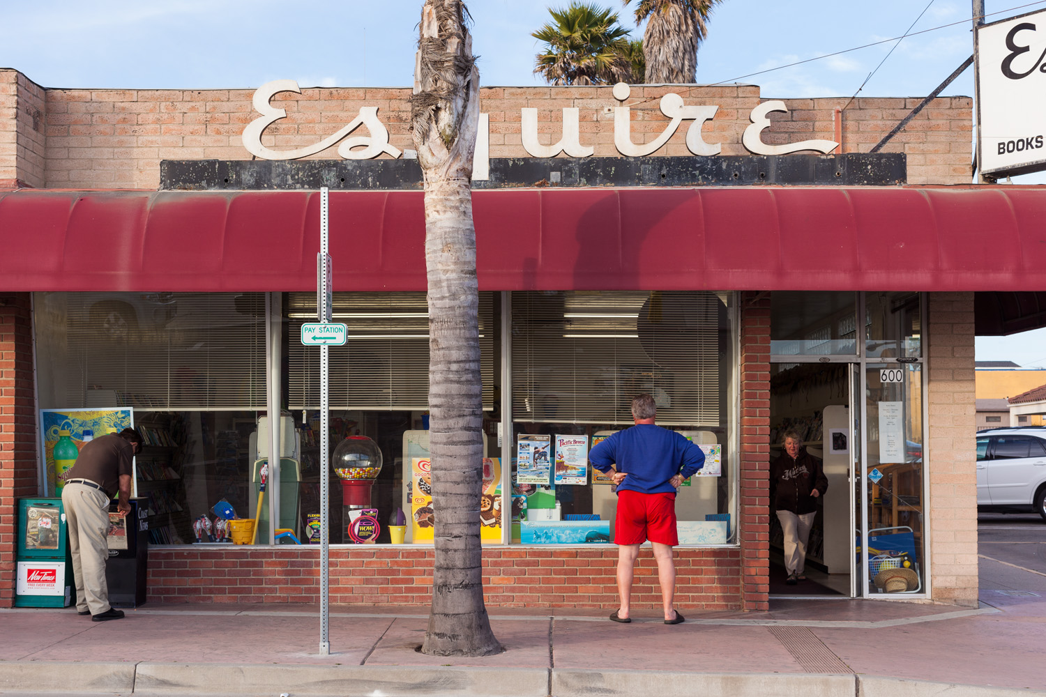 Esquire, Pismo Beach