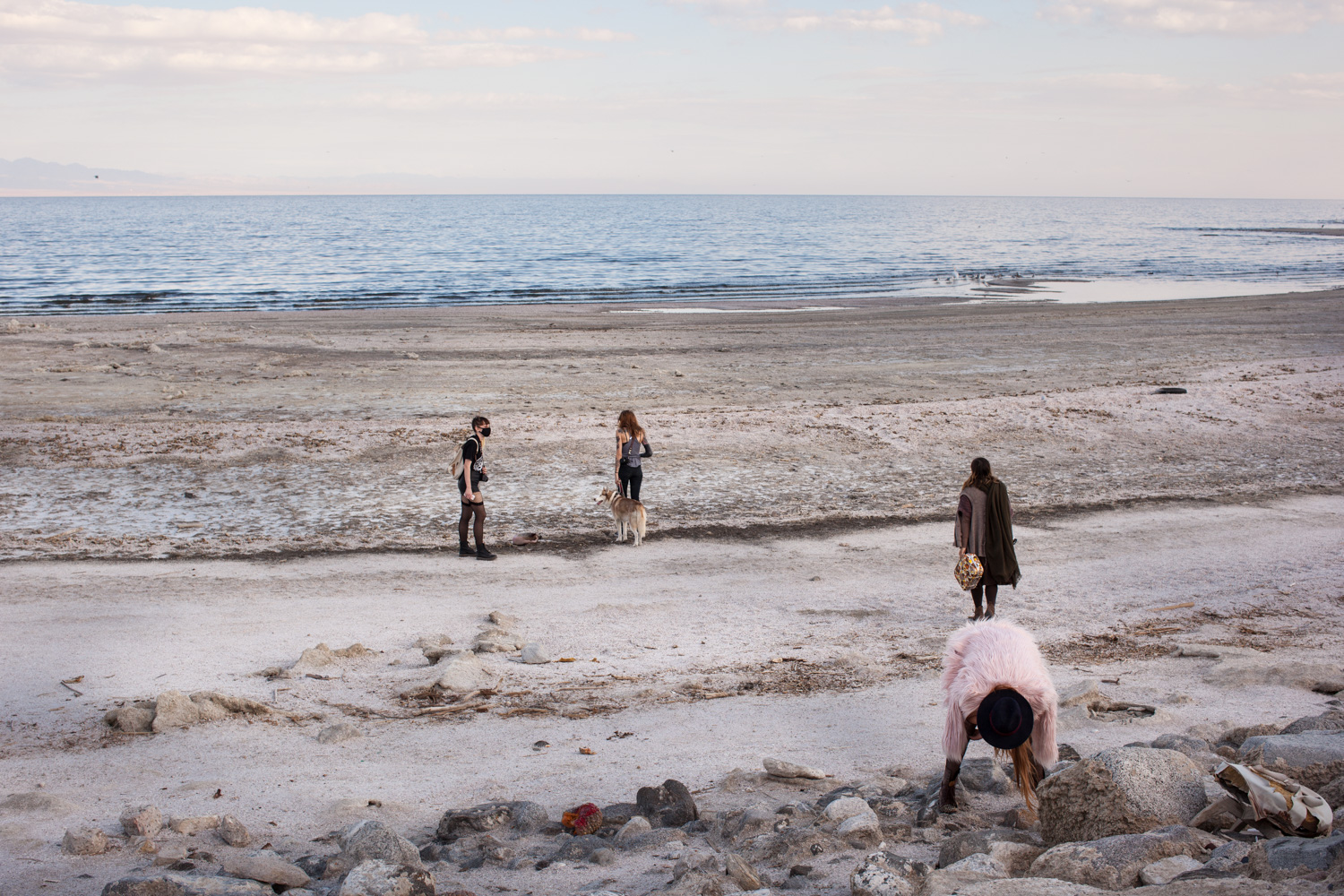 Photographers, Salton Sea Beach