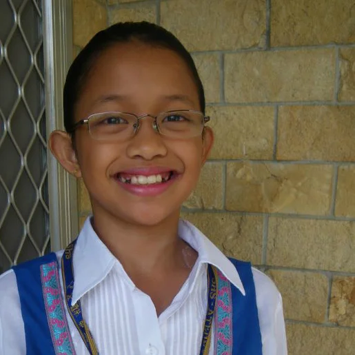 My half-sister, looking more than half like me. 