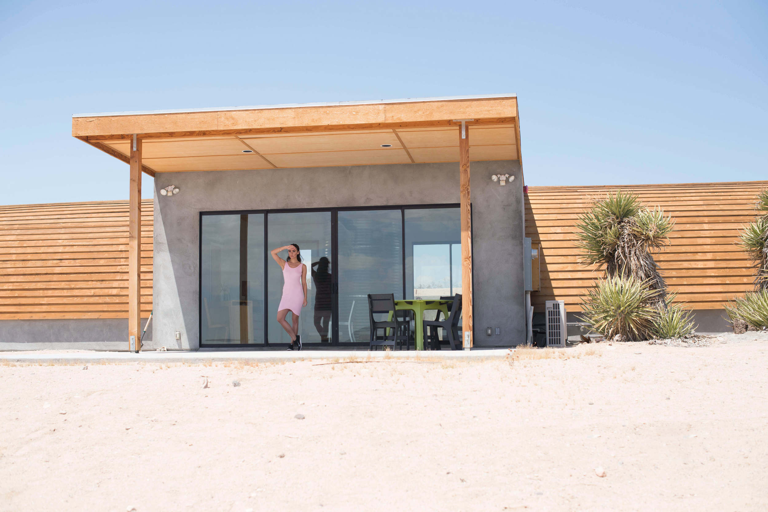 modern architecture in the desert