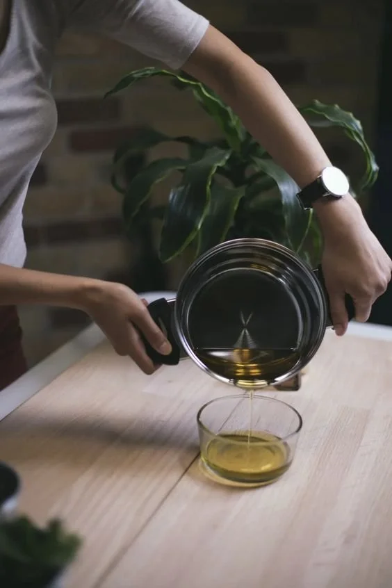 Are Cannabis Tinctures A Better Alternative to Prescription Meds? 