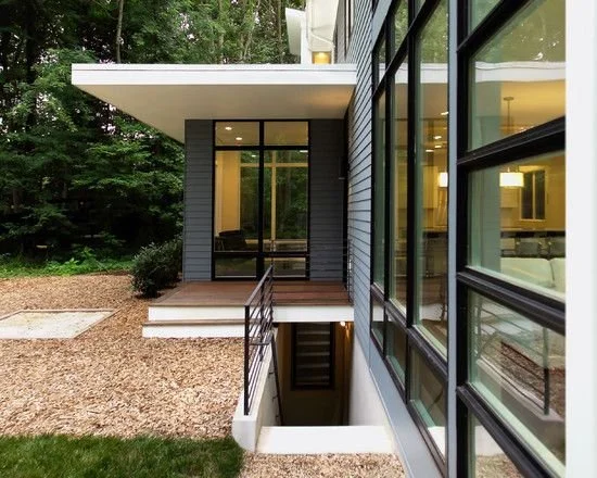 Here's Why You Need To Keep Your Crawl Space Clean