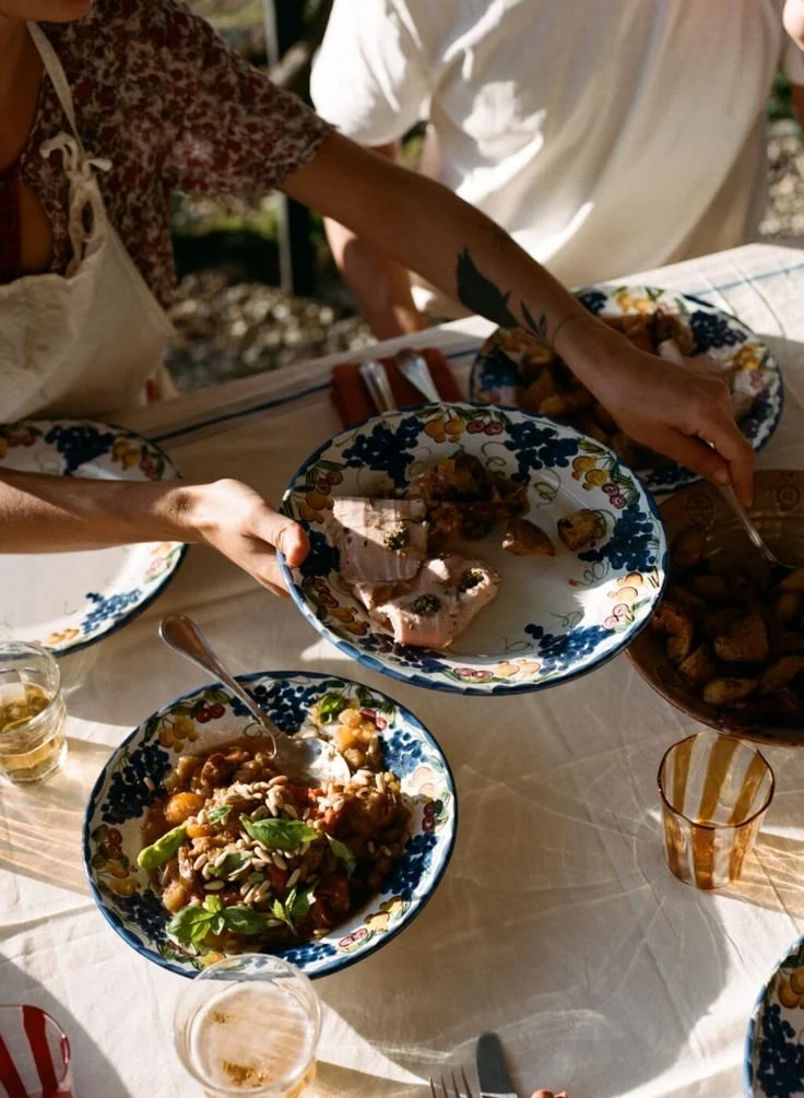 5 Types of Bowls Everyone Should Have