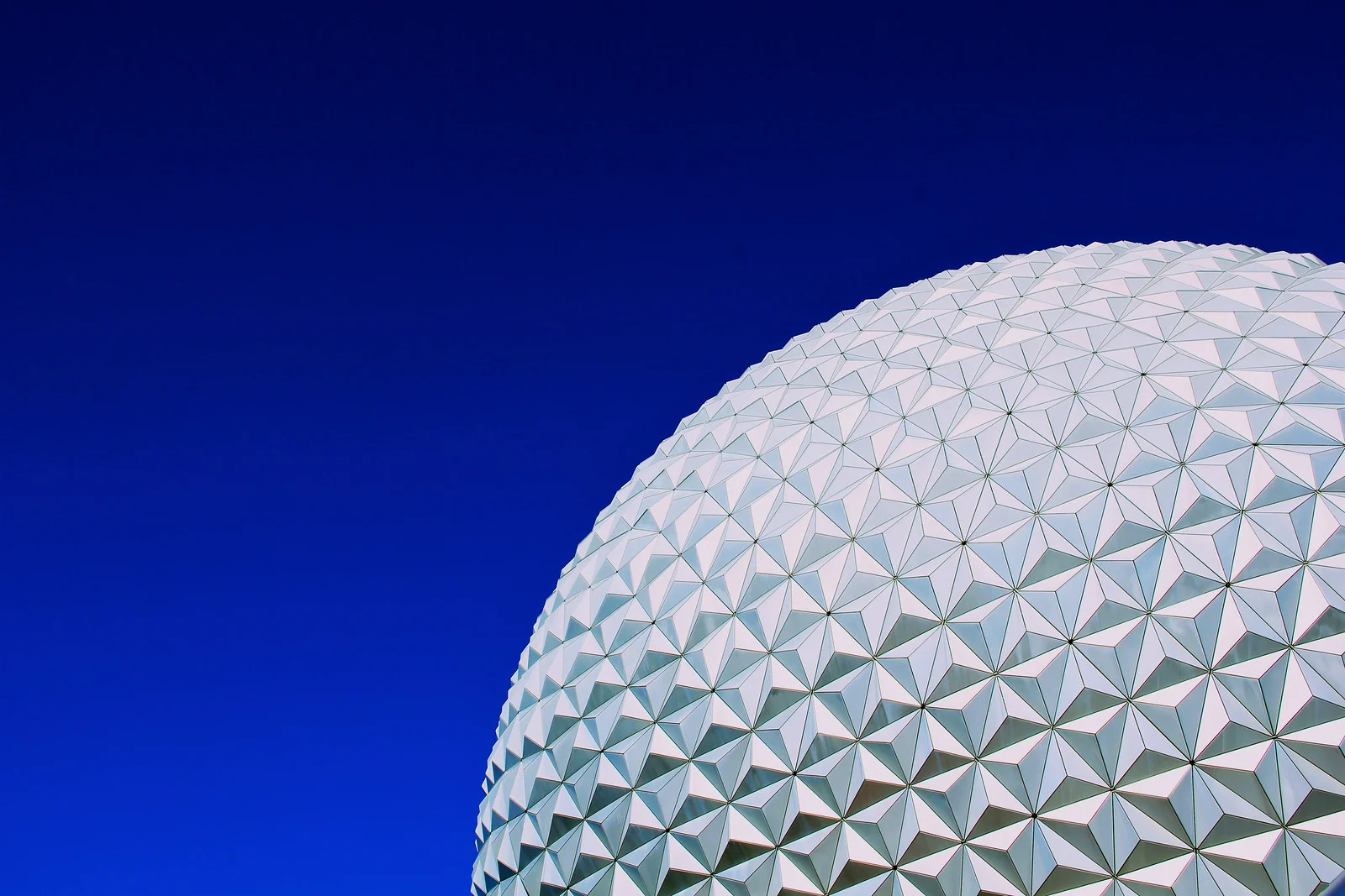 EPCOT Planet Earth + Blue Sky