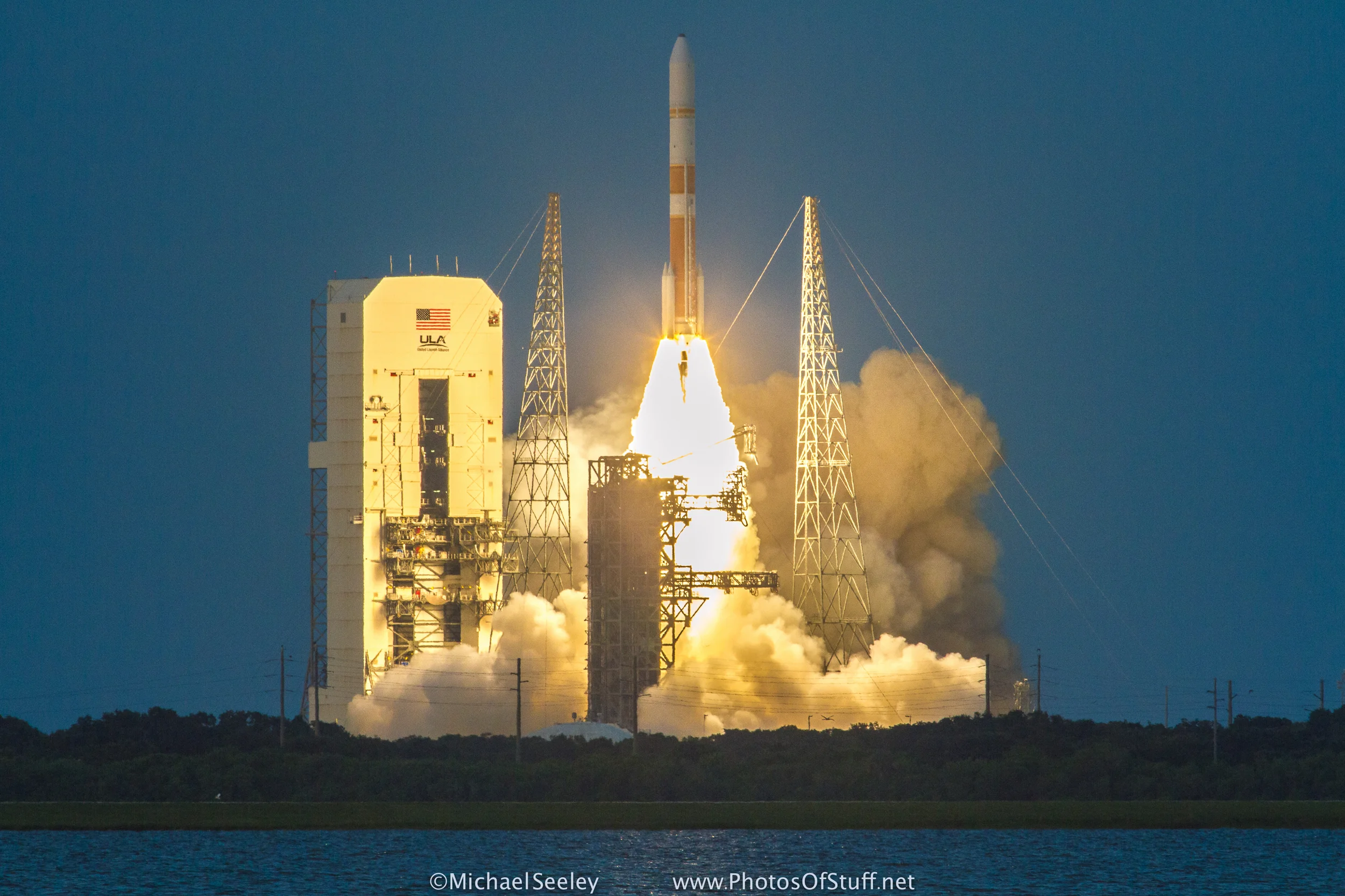 WGS7 DeltaIV Liftoff