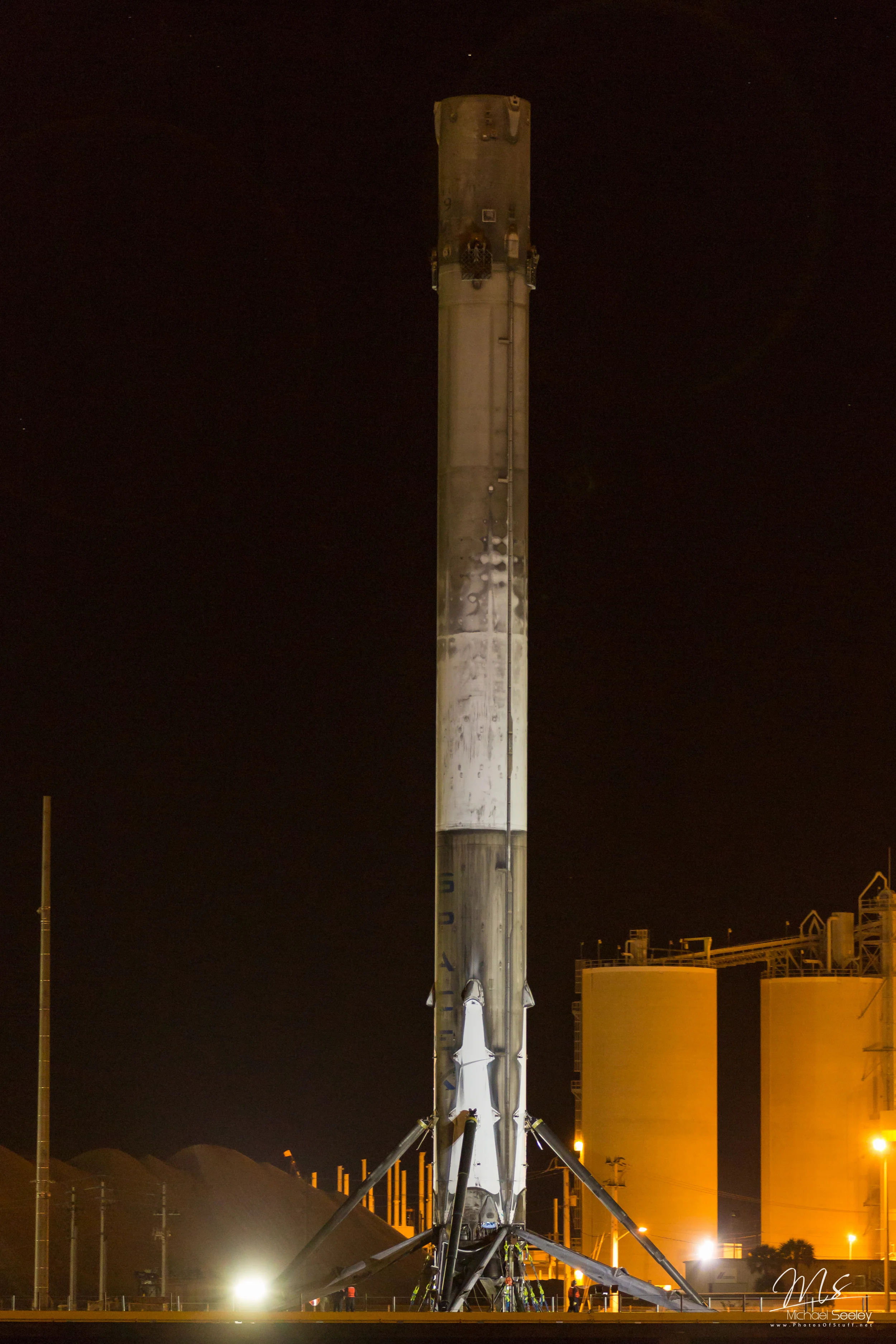 JCSAT-14 Falcon9 returns to port