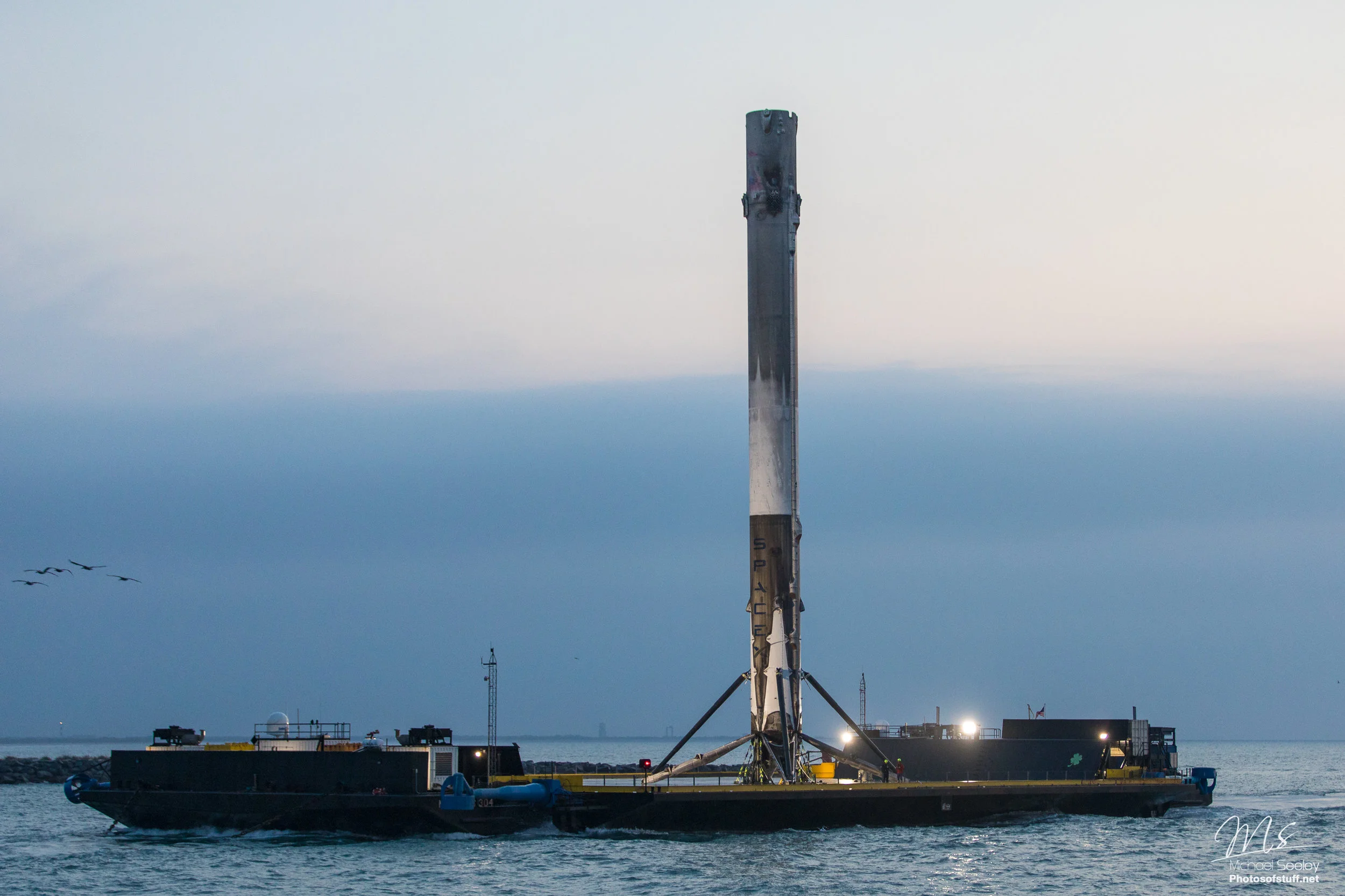 Early morning arrival of the #SES10 #Falcon9 First Stage