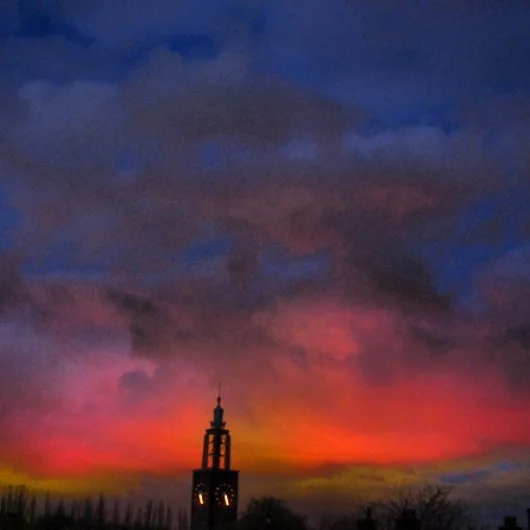 Look a fairytale sky, here in Rotterdam. No Filter Used!