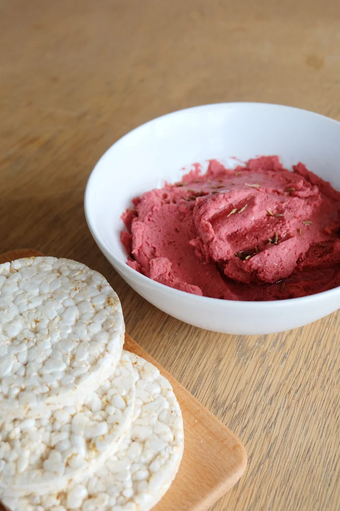 hummus-met-biet.jpg