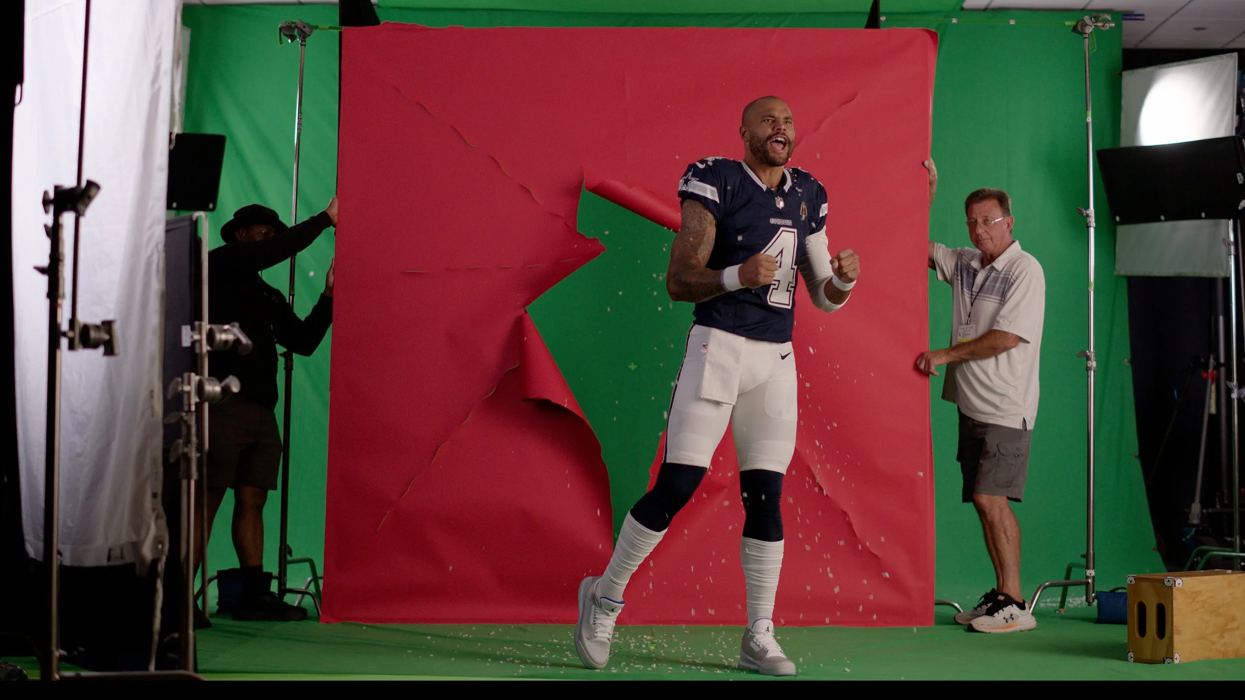 Dallas Cowboys Dak Presscott BTS Christmas Netflix 