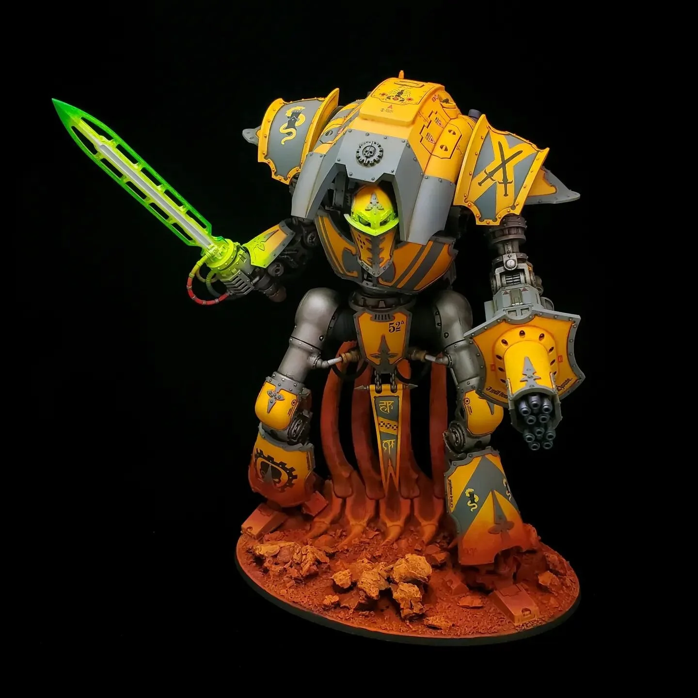 ++RECOVERING IMPERIAL DATA++
+INTEL REPORT: REF:230:INQ:546+
+LOCATION: FORGEWORLD DAKAR+
+DIVISIO TACTICA: HOUSE CALIPH+
+CLASSIFICATION: CERASTUS KNIGHT CASTIGATOR+
+DESIGNATION: SH&Acirc;&rsquo;H&Acirc;RUKH [الرُخّ]+
+PILOT: ASPIRANT SORAH NAR CAL