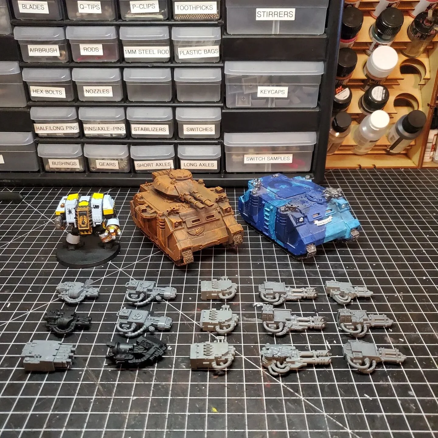 Next batch of eBay rescues is here. I googled what the rhino's previous owner wrote on its banner and INSTANTLY regretted it 🤦&zwj;♂️. These will be going into the paint stripper for a while. I was also able to build a shocking number of dread weapo