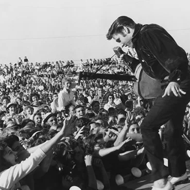 Elvis' Homecoming Tupelo 1956.jpg