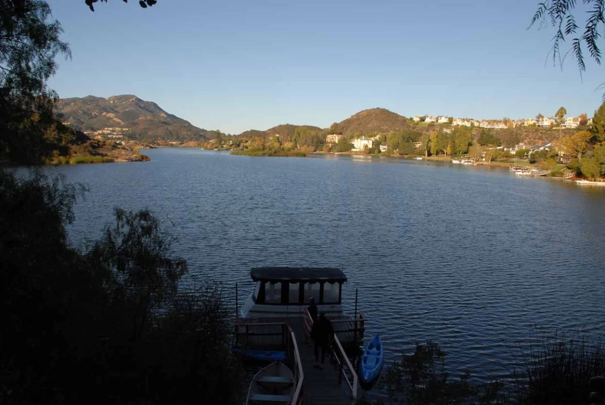 stand up paddle lake sherwood 13.jpg