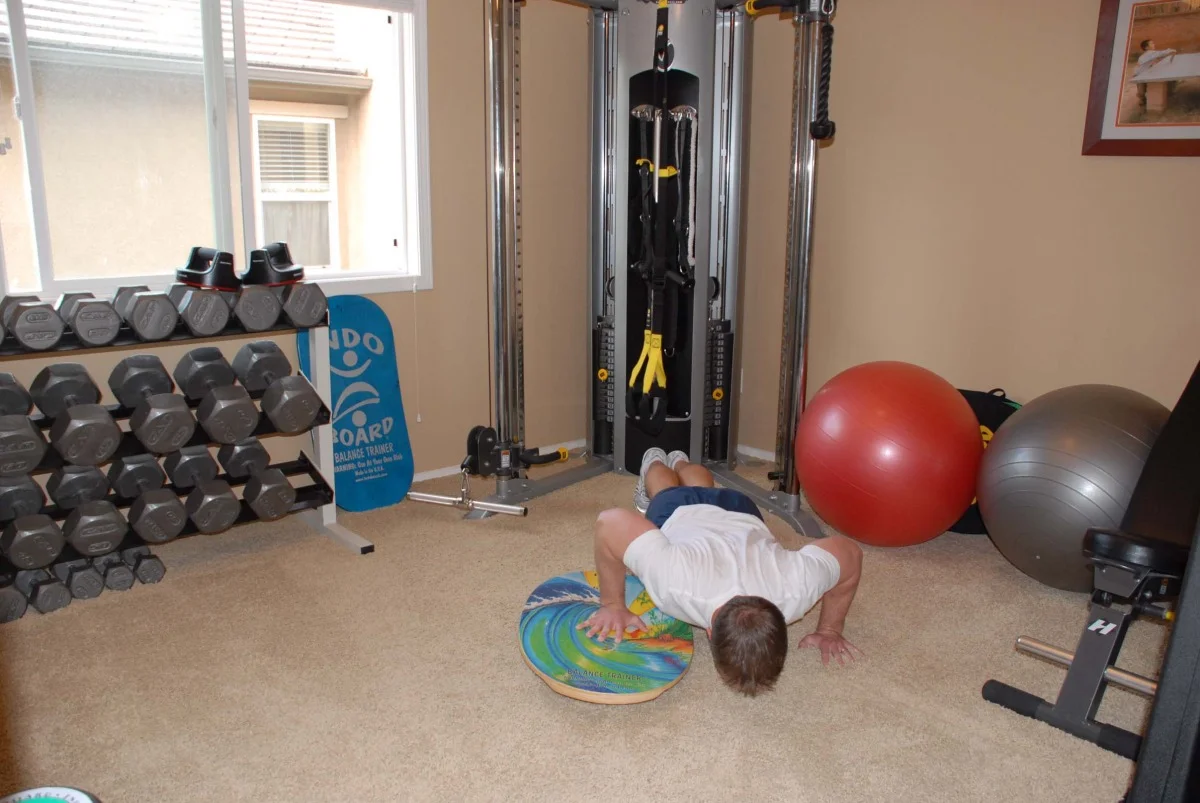 indo original flo gf long pushup hop 1.jpg