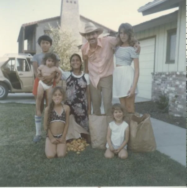 ApricotPick-InHanford.jpg