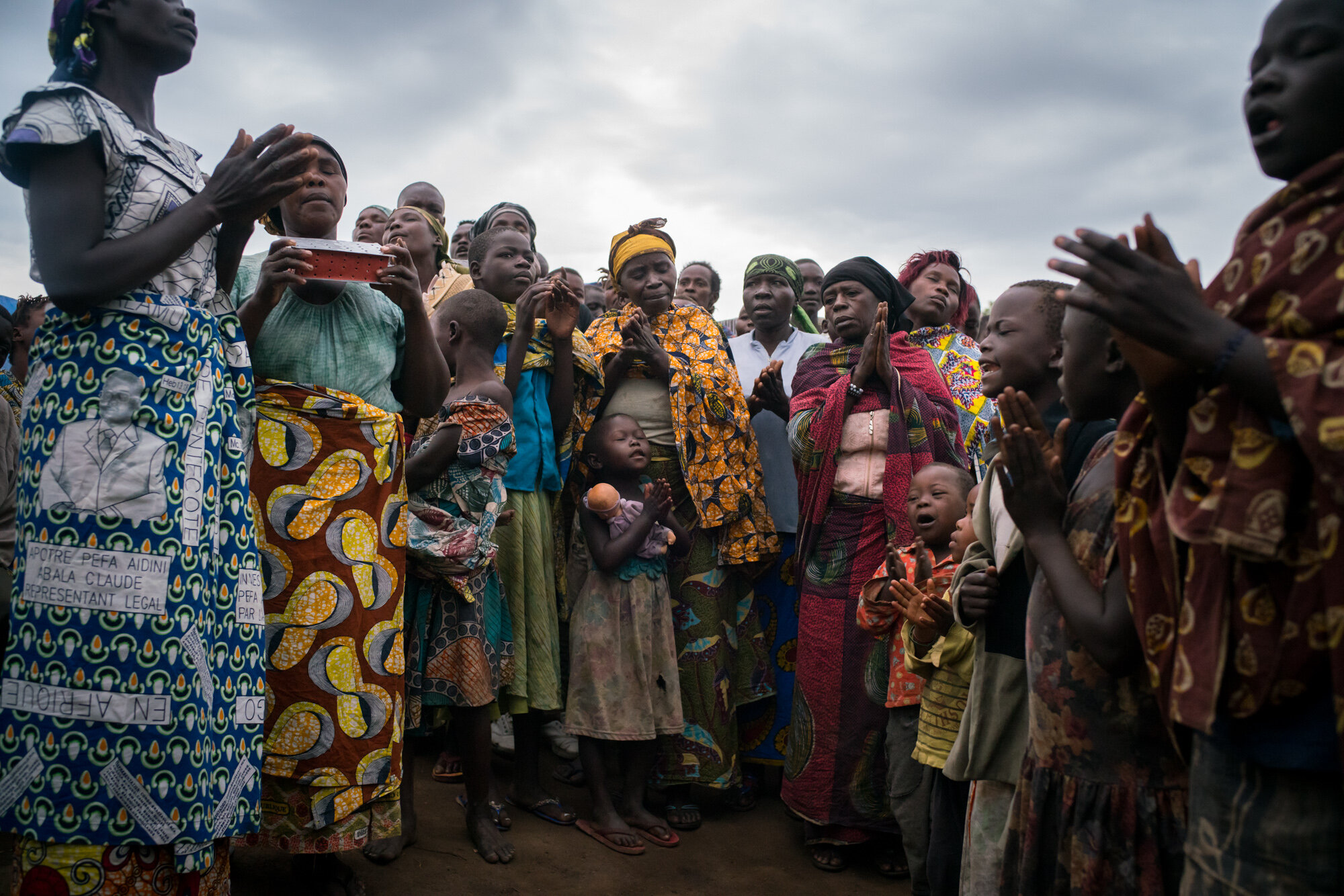  IDPs attend a sermon in the largest camp in Bunia, host to approximately 10,0000 people.  A second camp in Bunia hosts apporximately 4400 people. According to UN OCHA, the total number of those displaced to Bunia, living in camps and with host famil