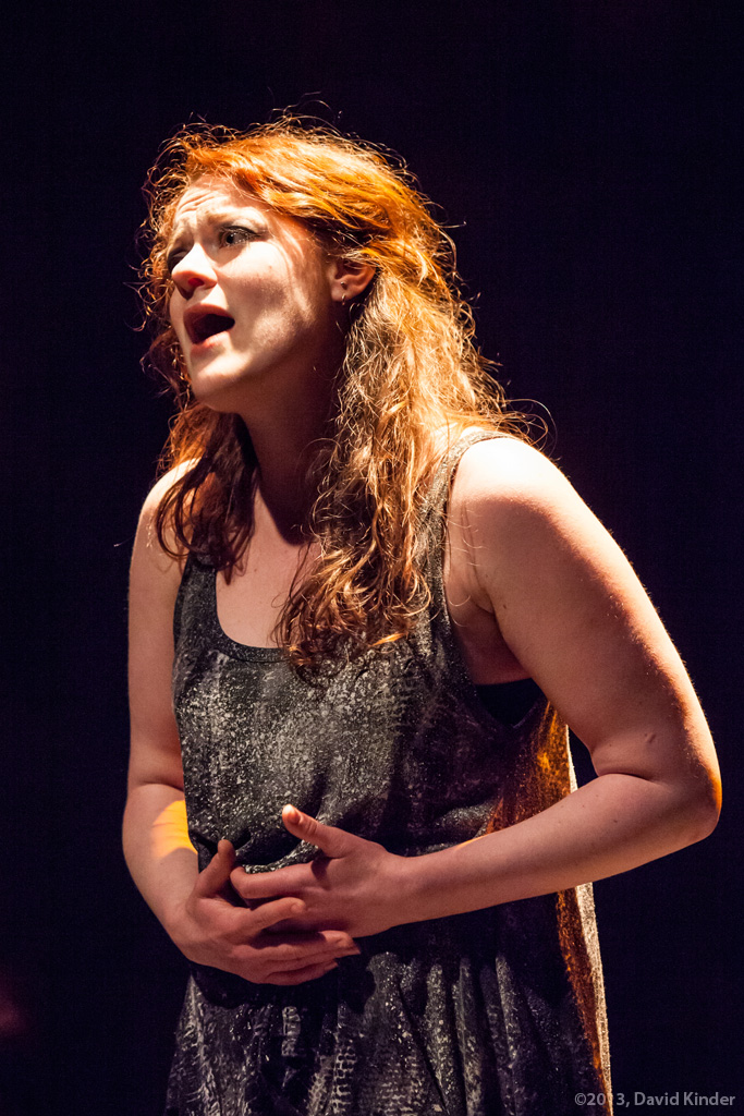 Jessica Tidd as Tess in Easy