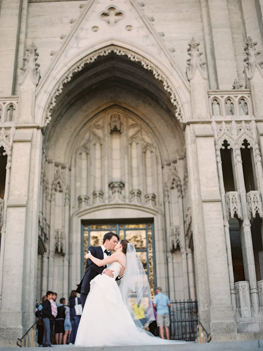 CocoTranAsianArtMuseumGraceCathedralWedding-005-2.jpg