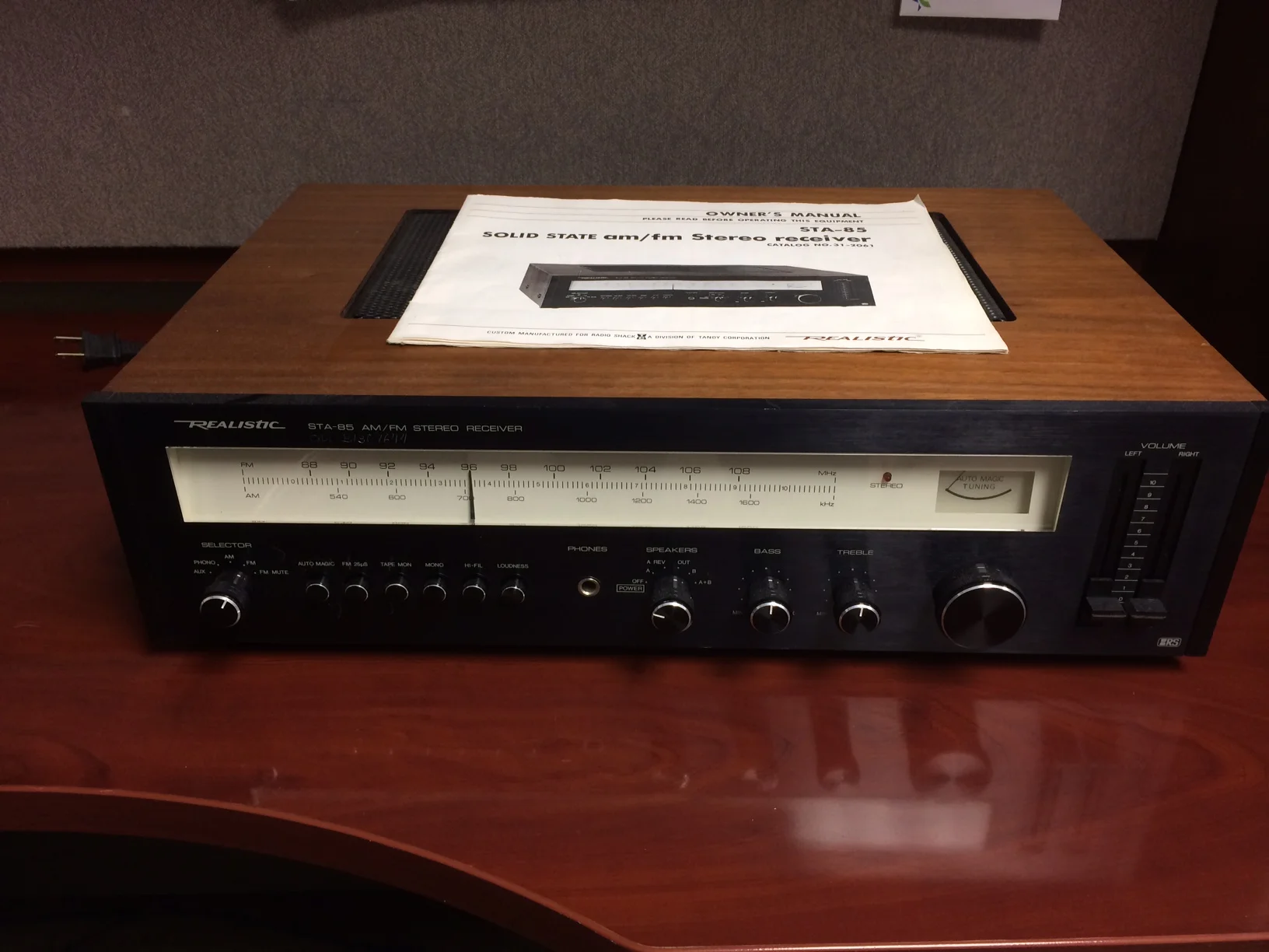 Realistic - STA-85 - Receiver - $150 Very cool receiver! Sounds fantastic with a warm vintage sound. Cleaned and serviced by a professional technician. 30 day warranty!!! Power Output: 35 watts per channel RMS into 8 ohms. Harmonic Distortion: Less than 0.3% Comes with the original owner's manual. Ticket #: S140605-11