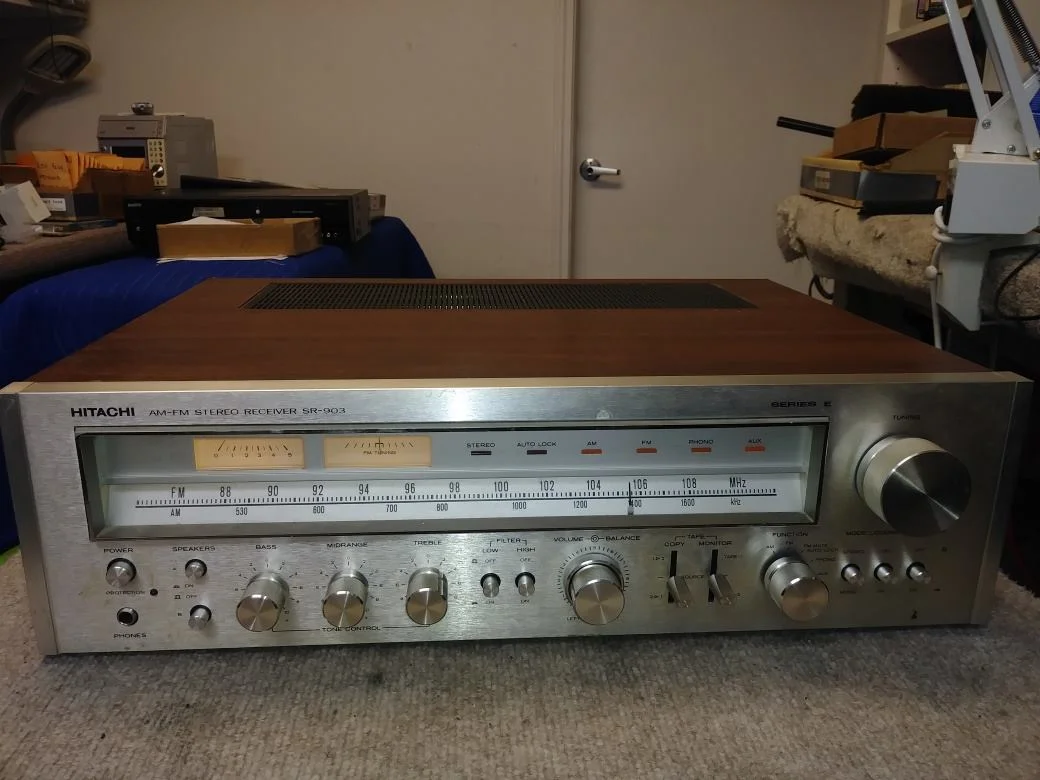 stereo1.jpg