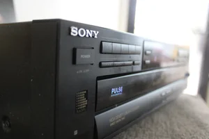 Sony CDP-C515 CD Player — Telstar Services