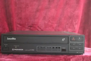 Pioneer LD-V2200 LaserDisc Player — Telstar Services