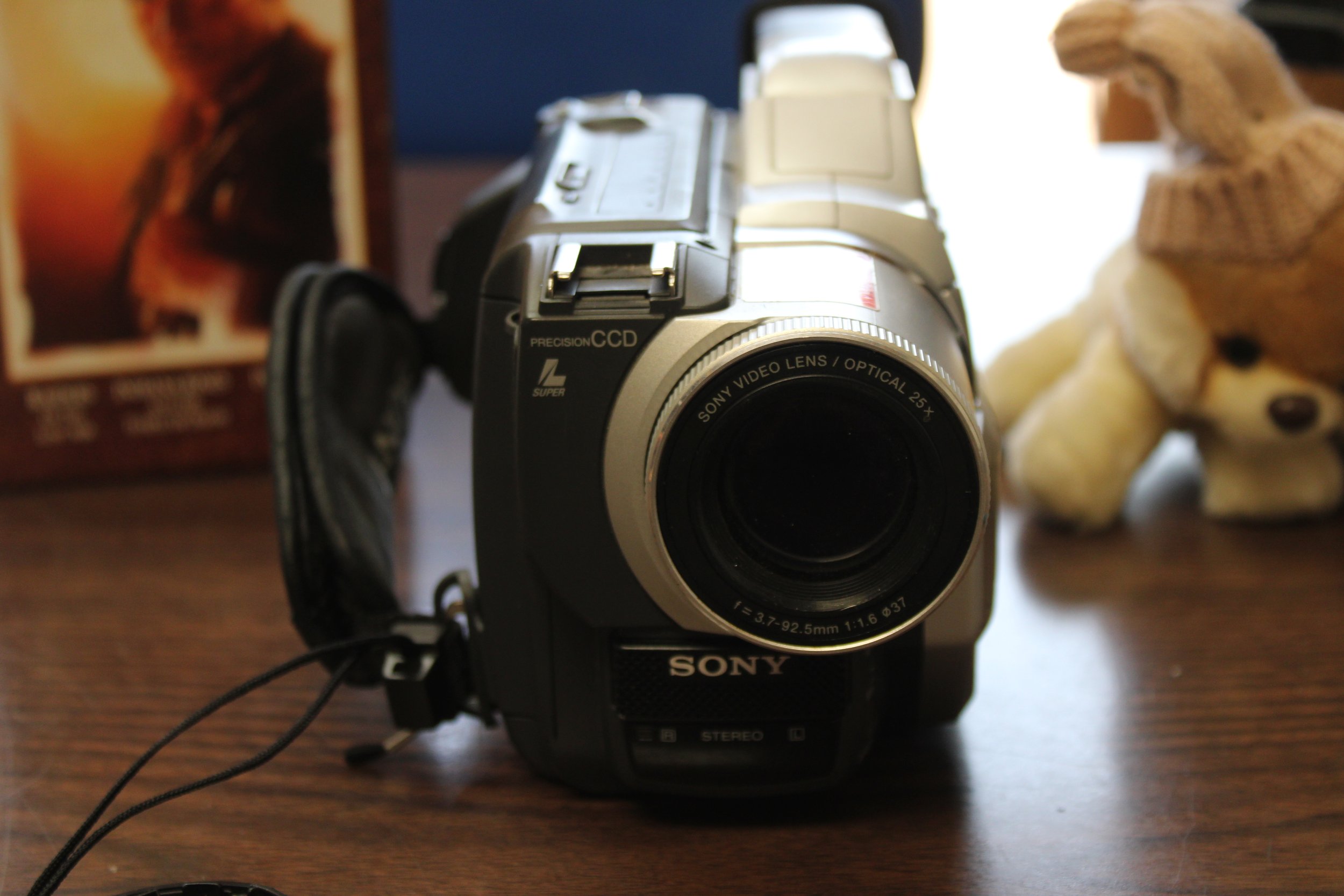 Sony DCR-TRV720 Camcorder — Telstar Services