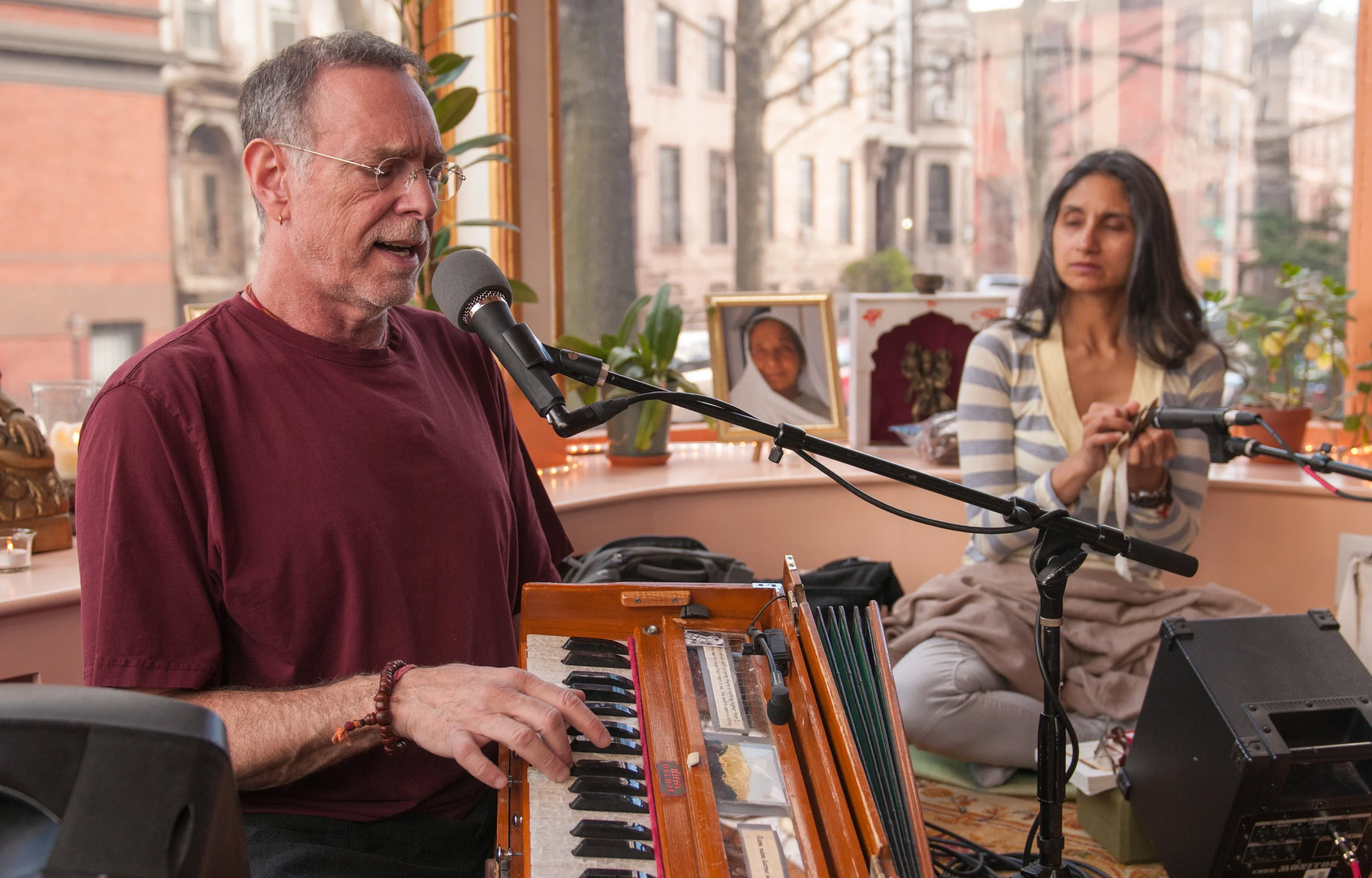 Krishna Das - Heart of Devotion Workshop @BYS-6.jpg