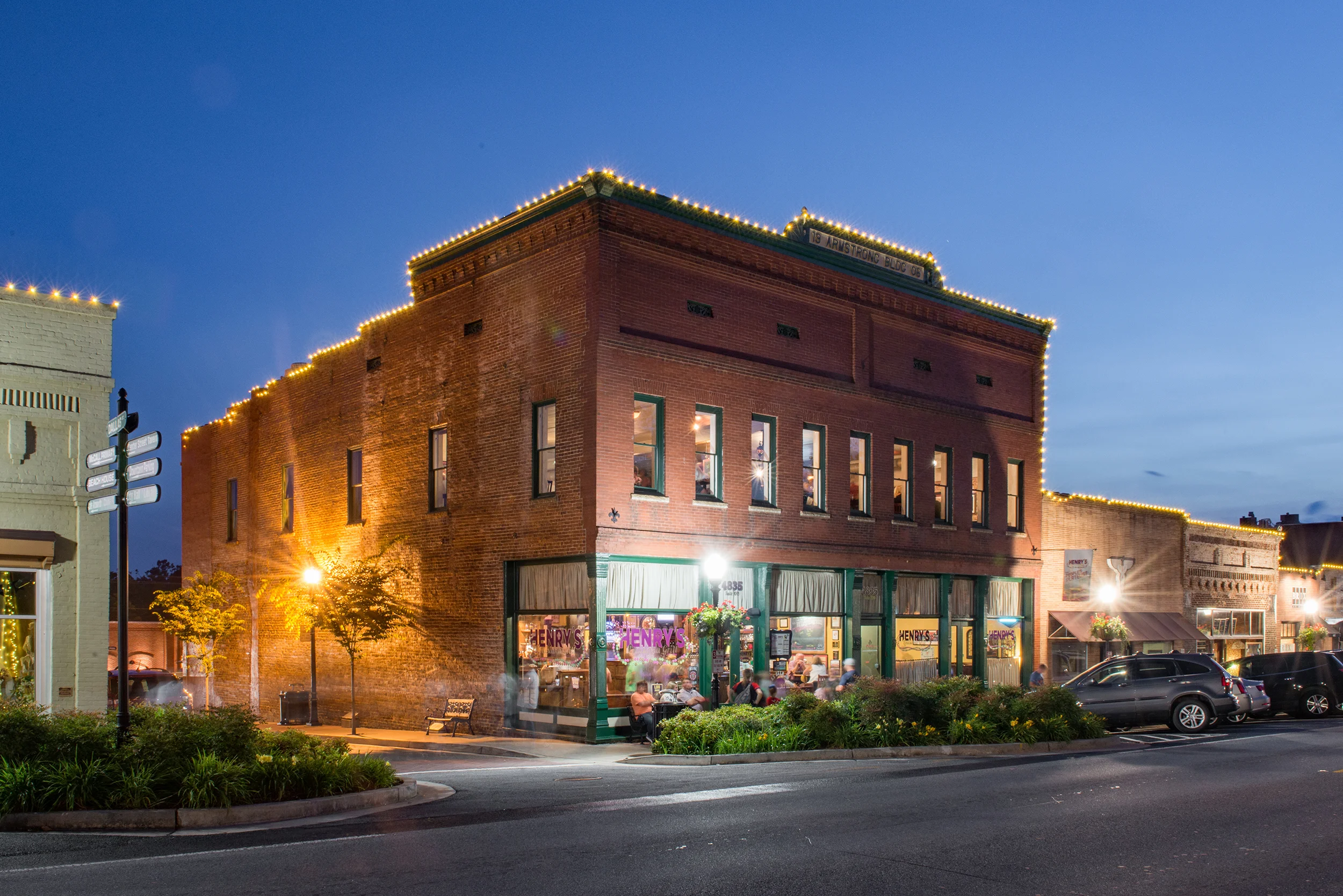 Henrys nightime-2.jpg