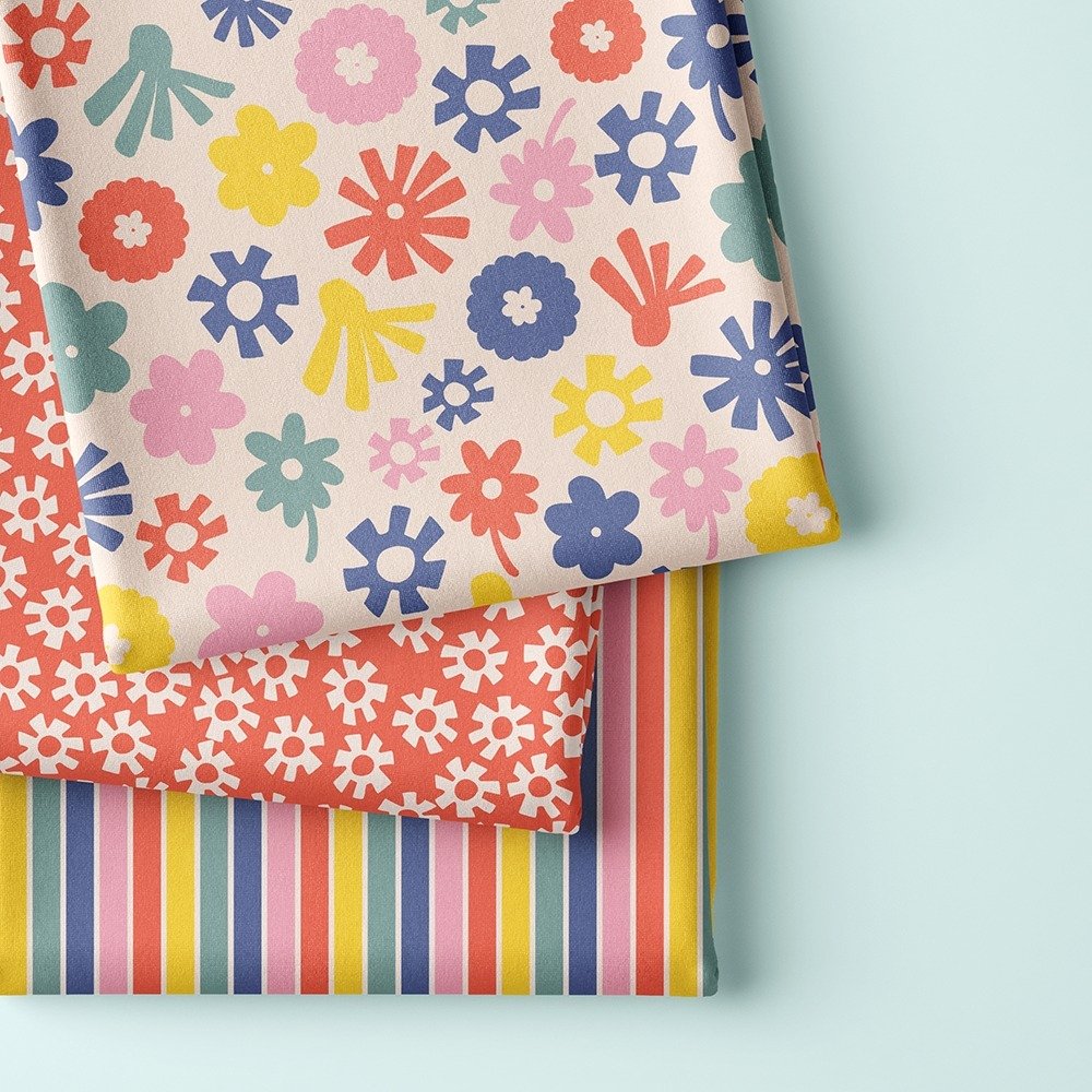 Tell me what sewing ideas come to mind when you see these bright and playful patterns! I see cute table clothes for a BBQ or a fun picnic blanket for the park . . . ooh or maybe a big ol' canvas tote bag for a day of fun. ⁣
I'd love to hear what come