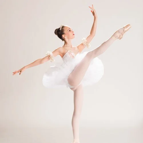 SENIOR BALLET COMPANY