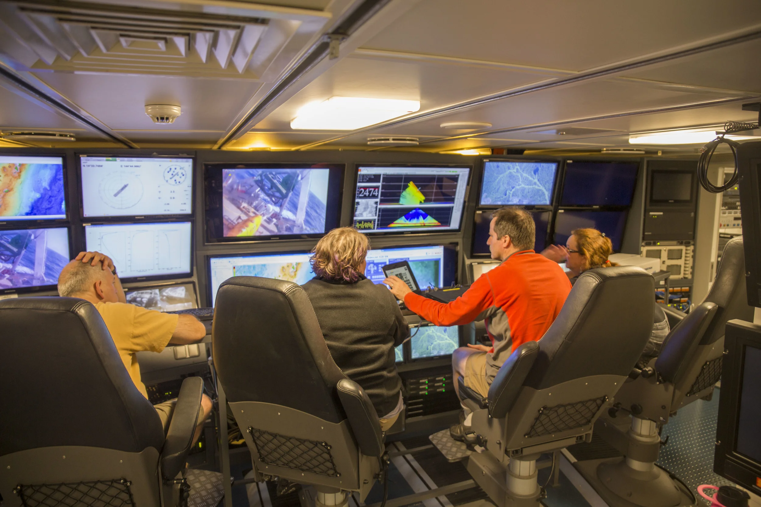 FK151121-Science_office_teamHoffman.jpg