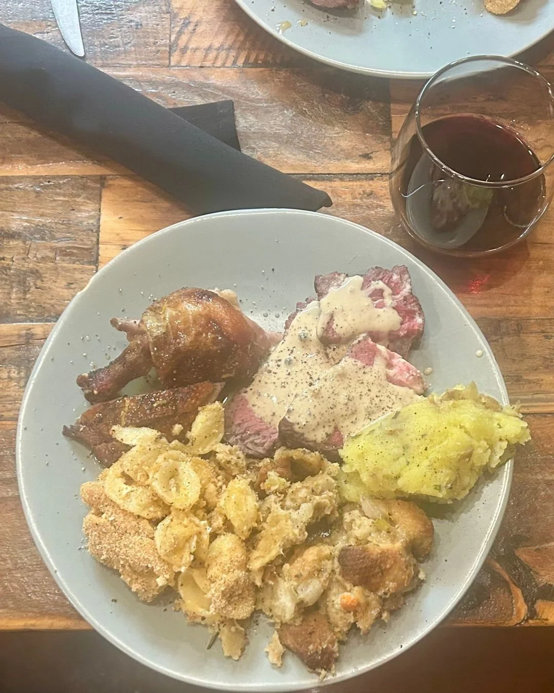 ⏰ LAST CALL for Christmas Meal Kits!
If you&rsquo;re looking for a chef-crafted holiday dinner &mdash; complete with mains, sides, and dessert &mdash; this is your chance before orders close.
Stress-free. Flavor-packed. Made with love.
Reserve your k