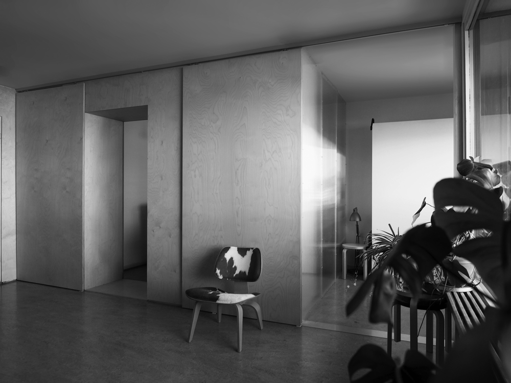 OSLO_STUDIO_BW.gif