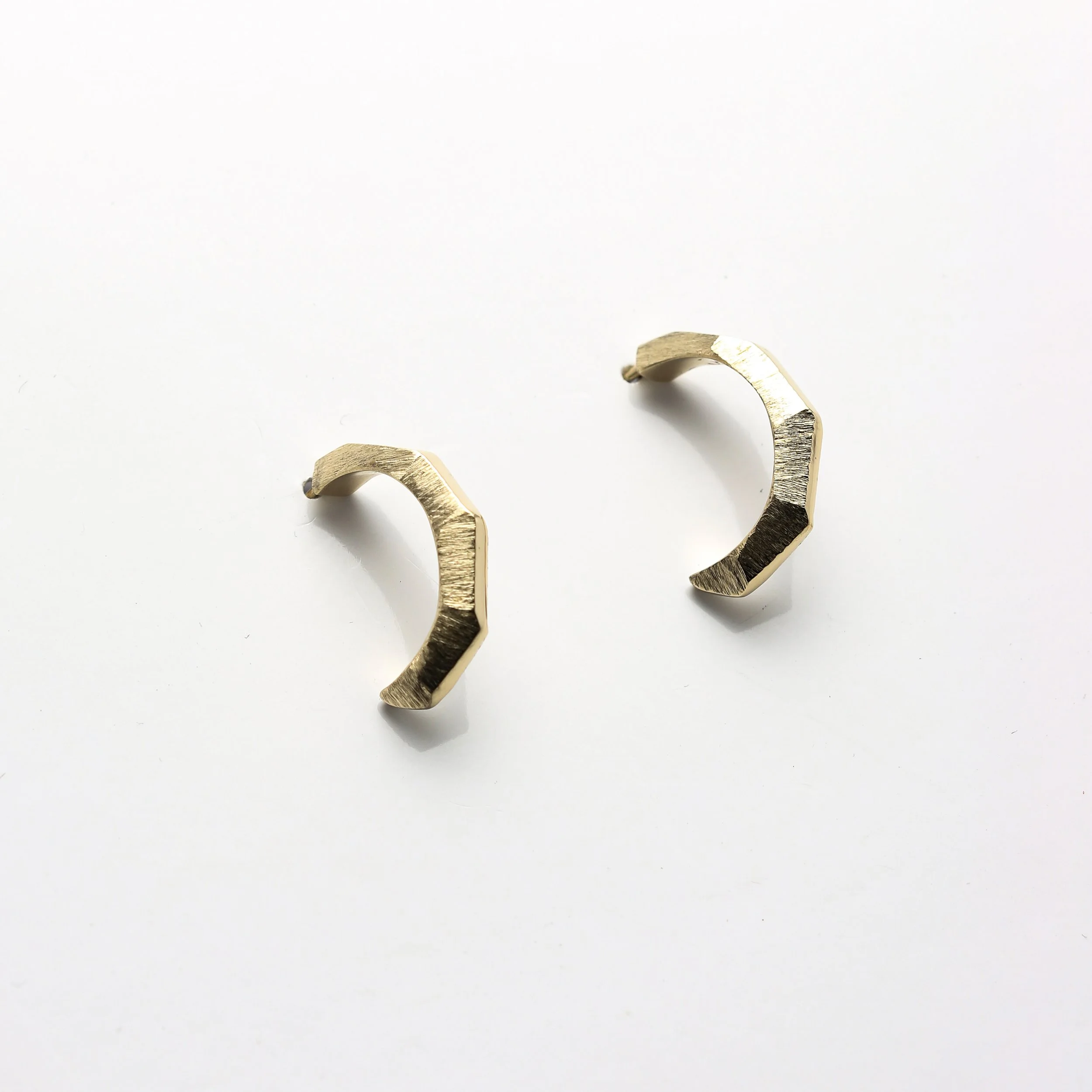 FACETED EARRINGS GOLD