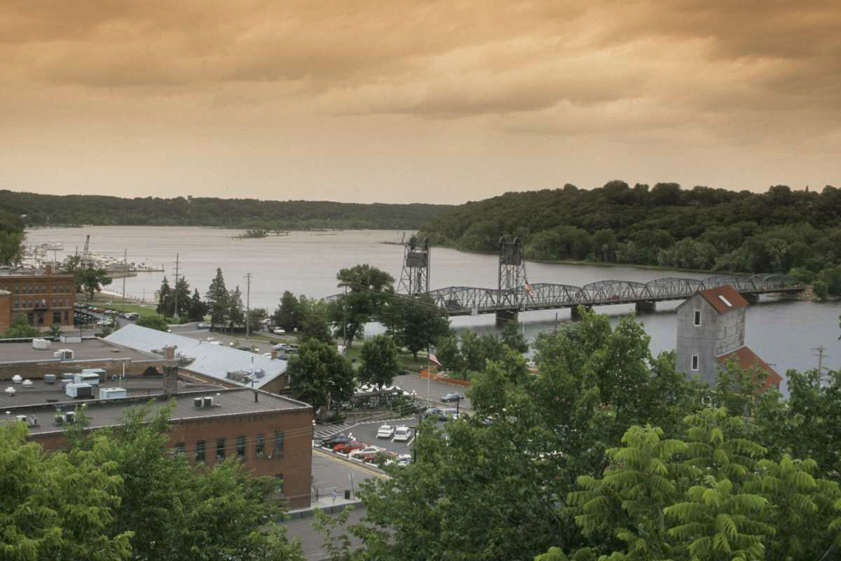 Stillwater_StCroixRiver10.jpg