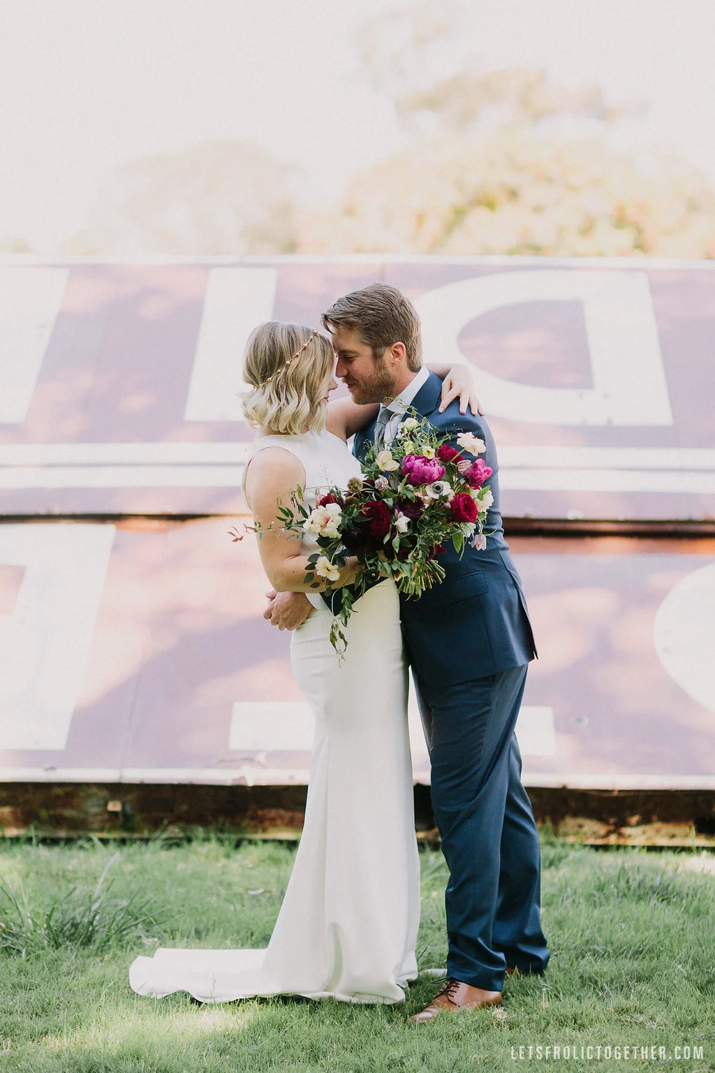 letsfrolictogether-blooms-brick-san-diego-wedding-francine-ribeau-luxury-modern-inspiration-florist-6.jpg