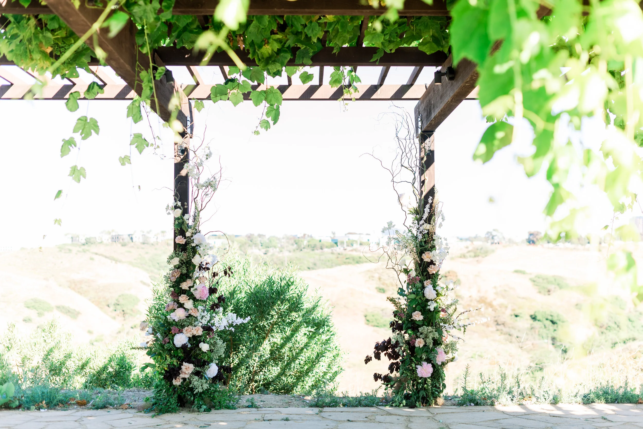 pura-soul-photo-wedding-flowers-fine-art-design-blooms-san-diego-destination-11.jpg
