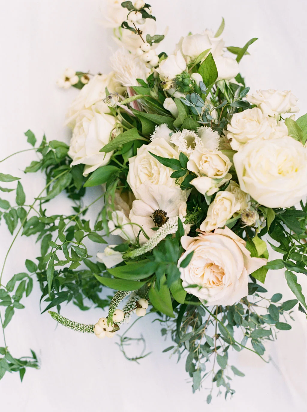 meiwen-photo-scripps-forum-wedding-la-jolla-beachside-inspiration-coastal-floral-design-blooms-6.jpg