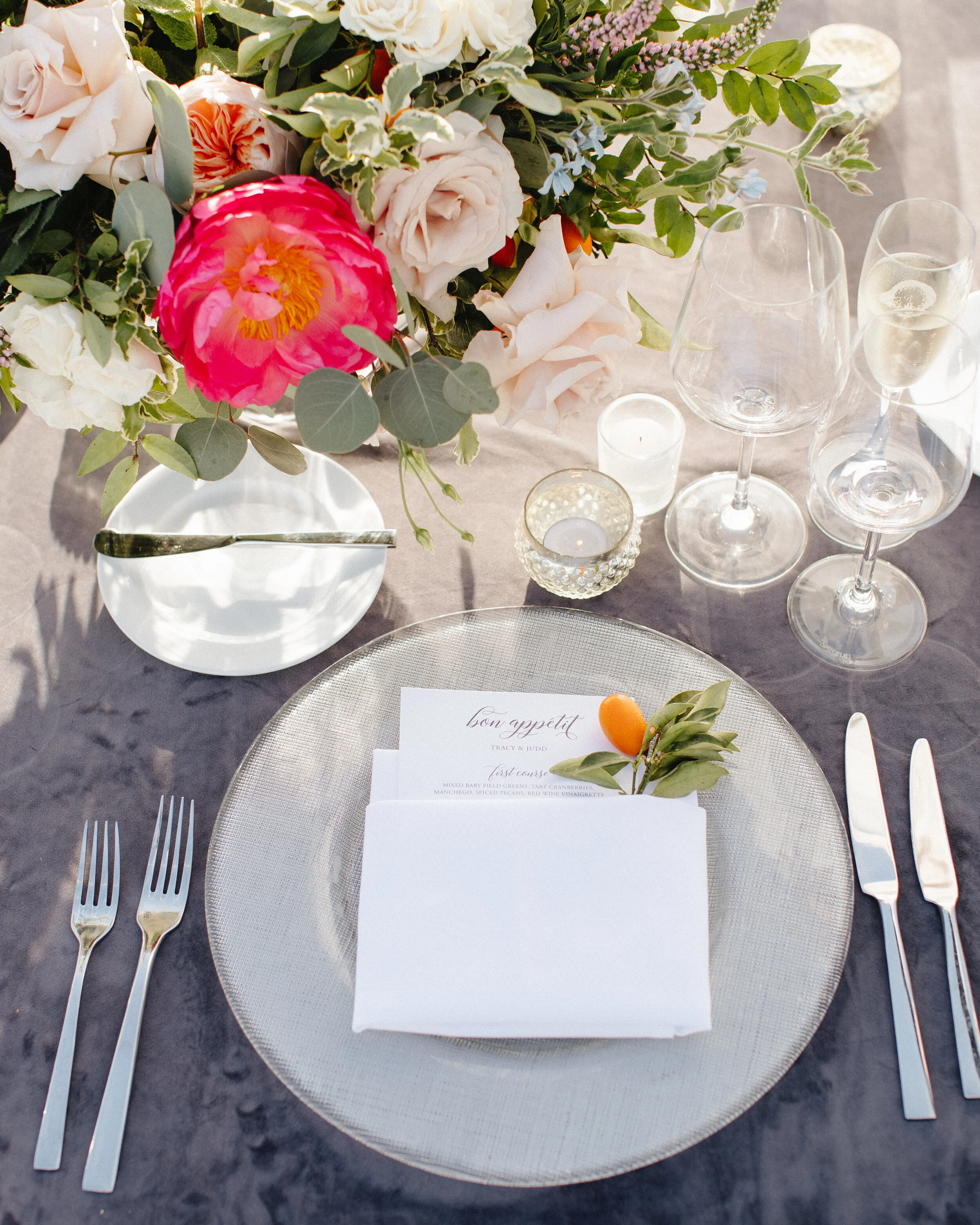 justin-jay-wedding-photo-white-lace-blooms-lauberge-del-mar-colorful-spring-inspiration-san-diego-florist-18.jpg