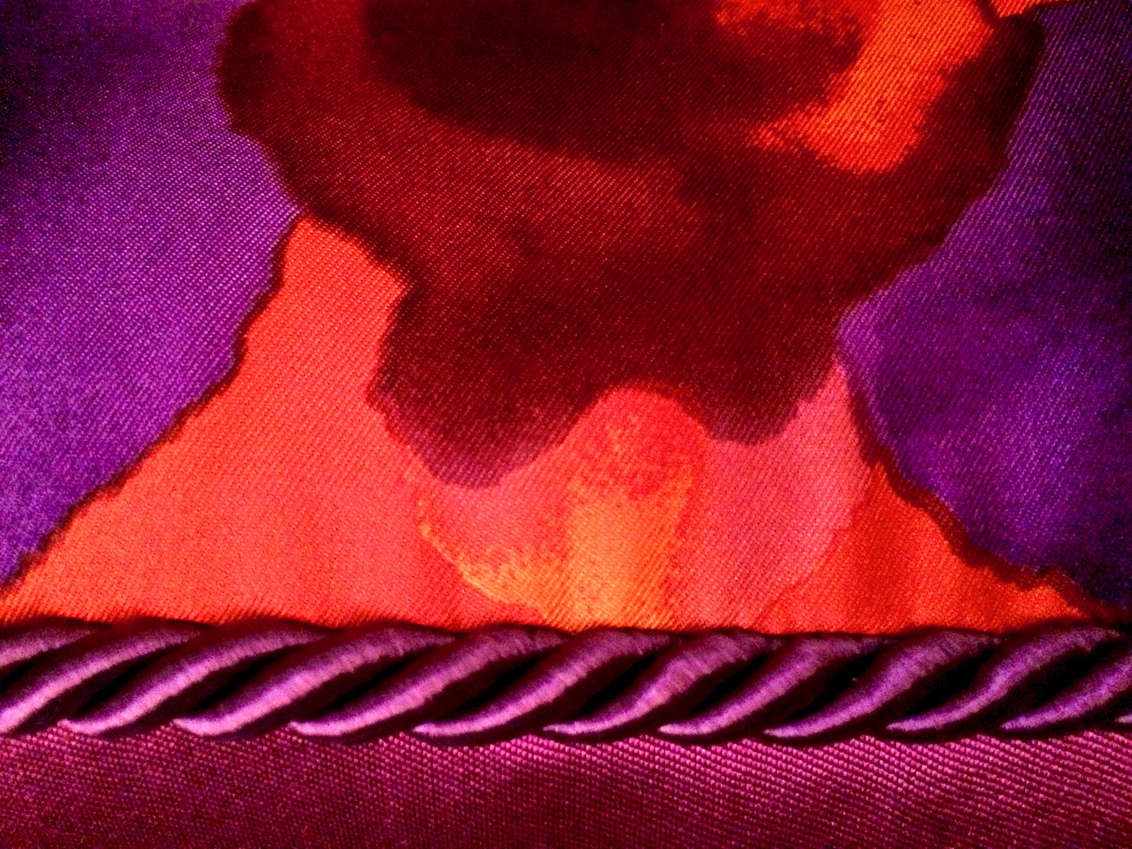 guccisplotchesdetail.jpg