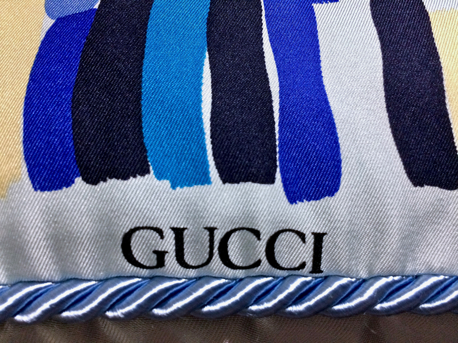 guccibluebrushstrokesdetail.jpg
