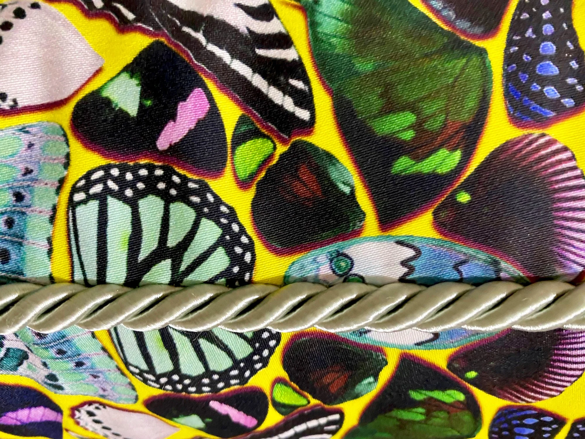 mariposayellowmultidetail.jpg